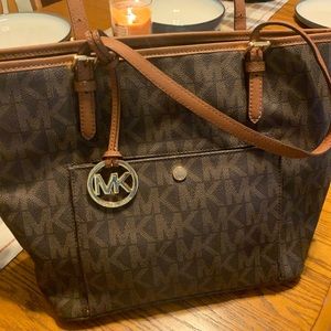 Michael kors tote bag